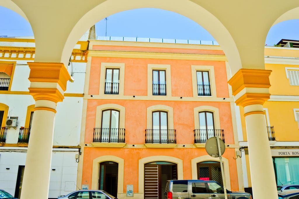 The Zentral Arenal Suites Seville Exterior photo